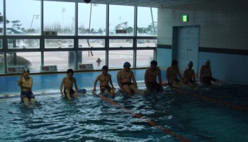 몸도 튼튼 마음도 튼튼 ‘수영교실’ 개강 이미지