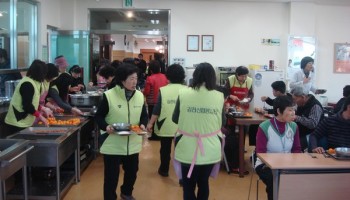 2010-01-06 김천신협 봉사단 무료급식 이미지